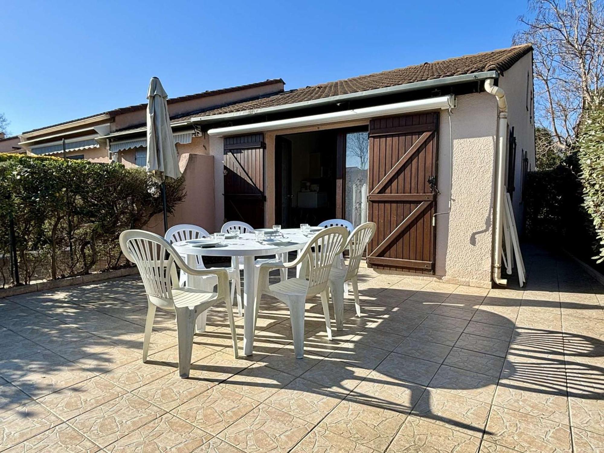 Maison 2 Pieces Avec Mezzanine, Piscine Et Parking Prives, 6 Couchages A 700M De La Plage - Argeles-Sur-Mer - Fr-1-225-74 المظهر الخارجي الصورة