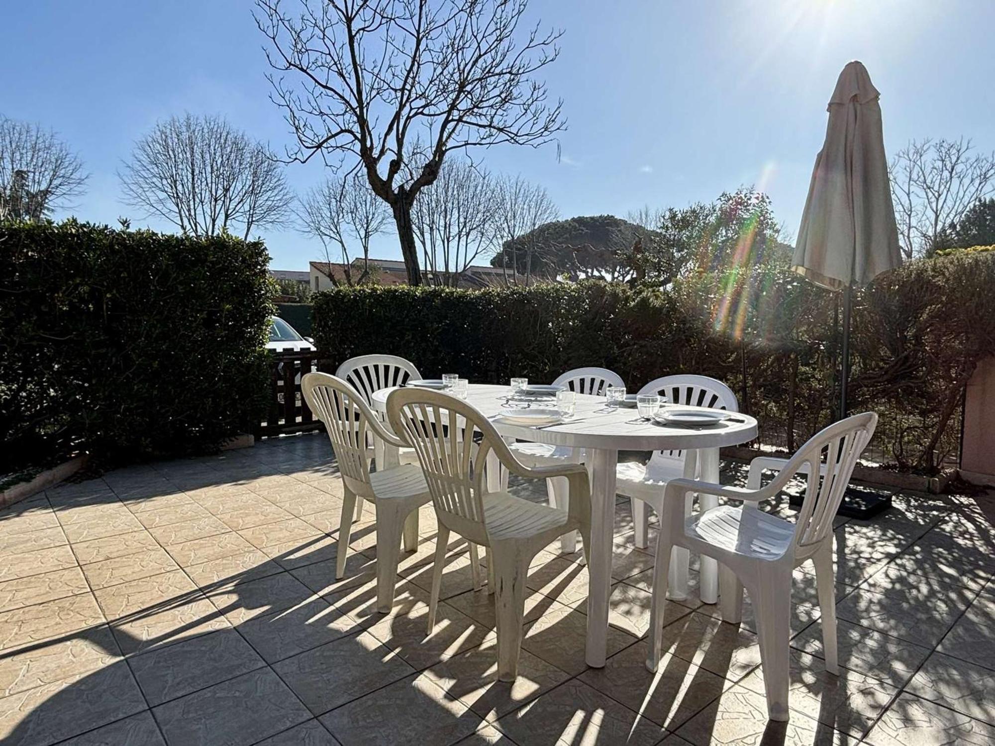 Maison 2 Pieces Avec Mezzanine, Piscine Et Parking Prives, 6 Couchages A 700M De La Plage - Argeles-Sur-Mer - Fr-1-225-74 المظهر الخارجي الصورة