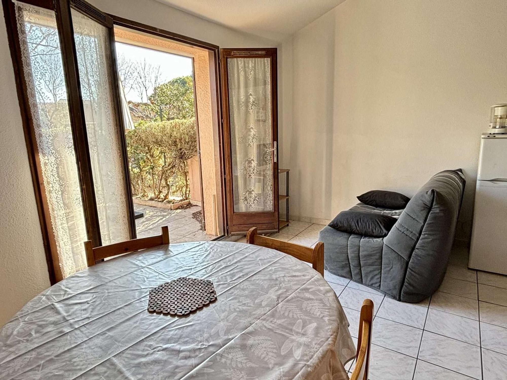 Maison 2 Pieces Avec Mezzanine, Piscine Et Parking Prives, 6 Couchages A 700M De La Plage - Argeles-Sur-Mer - Fr-1-225-74 المظهر الخارجي الصورة
